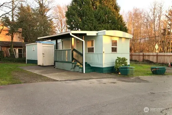 2424 S 260th Street #45, Kent, WA 98032