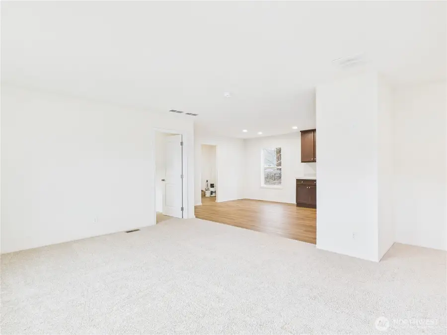 403 2nd Street Sw, Rock Island, WA 98850 - #2