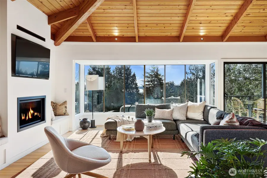 8026 46th Avenue Sw, Seattle, WA 98136 - #3