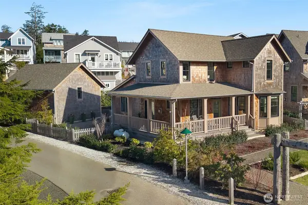 27 Cedar Run Loop, Pacific Beach, WA 98571