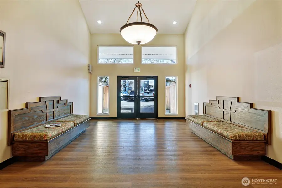 13717 Linden Ave N #204, Seattle, WA 98133 - #3