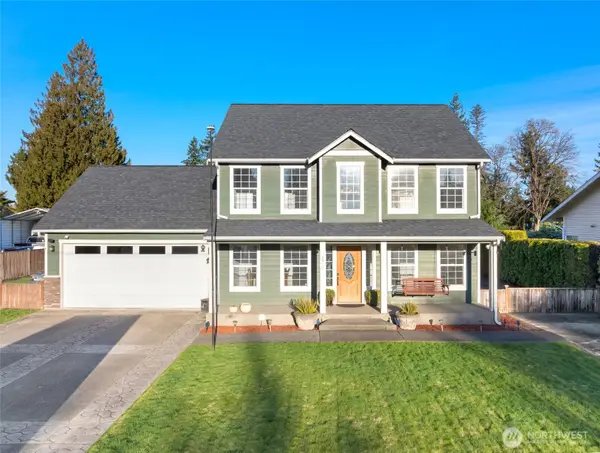 4924 N Vista Drive E, Bonney Lake, WA 98391