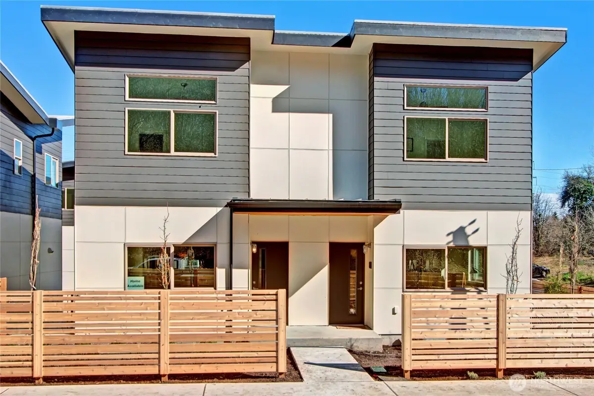 8706 S 42nd Avenue, Seattle, WA 98118 - #1