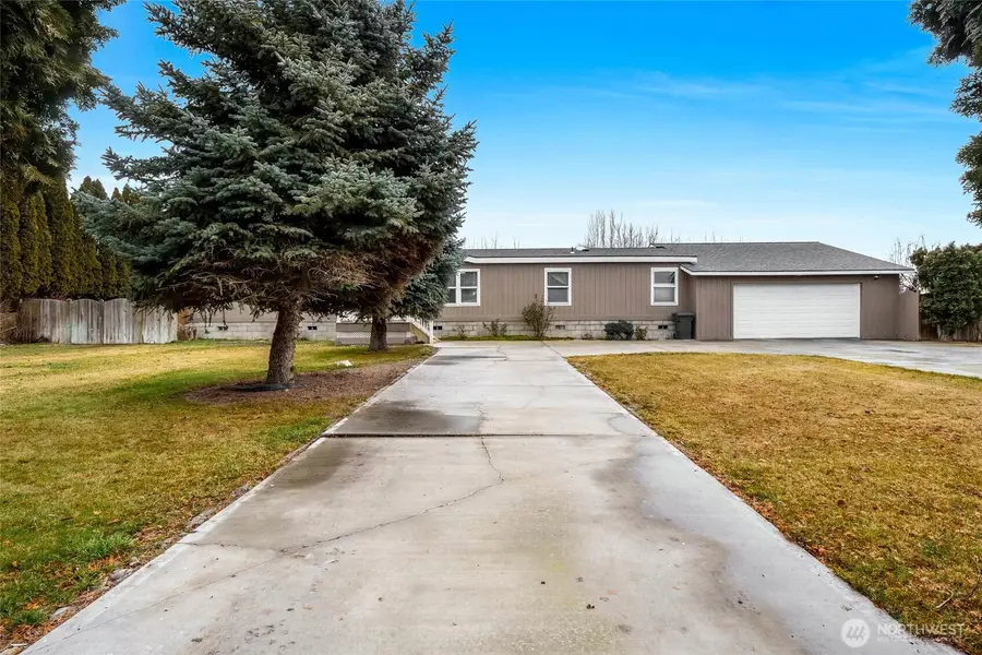 3431 Firouzi Drive Ne, Moses Lake, WA 98837 - Image #2