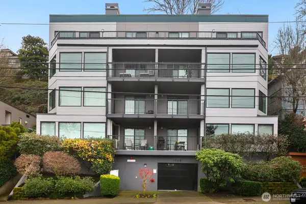 1028 Lakeview Boulevard E #4, Seattle, WA 98102