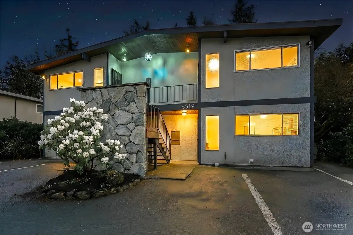 6519 S 153rd Street, Tukwila, WA 98188 - #1