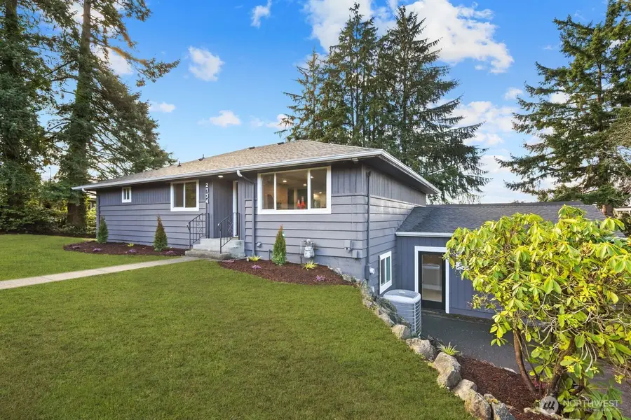 2734 Sunset Drive W, University Place, WA 98466 - Image #2