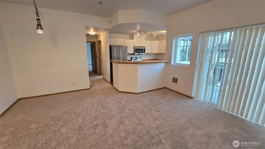 21907 42nd Avenue S #203, Kent, WA 98032 - Image #3