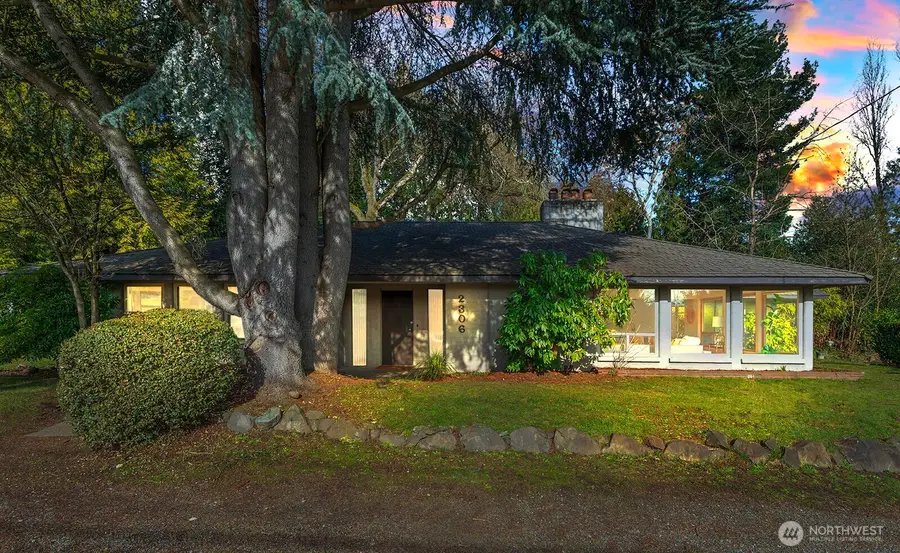 2306 NE 105th Street, Seattle, WA 98125 - #2