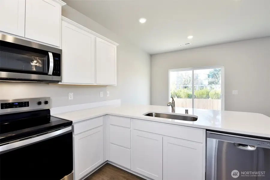 9746 Brown Street Se, Yelm, WA 98597 - #2