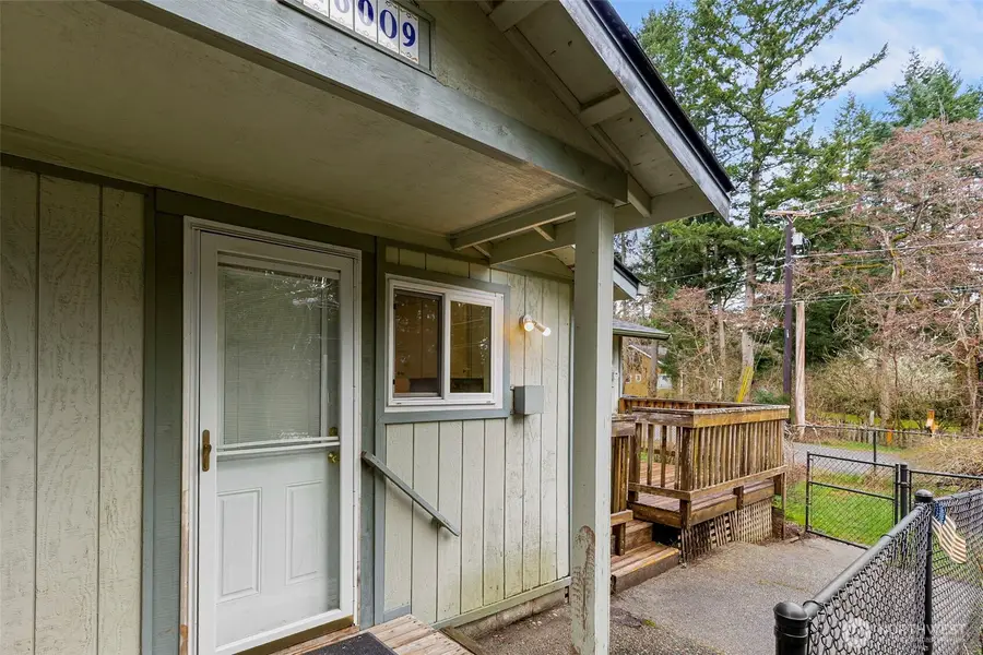 26009 Barrett Road Ne, Kingston, WA 98346 - #2