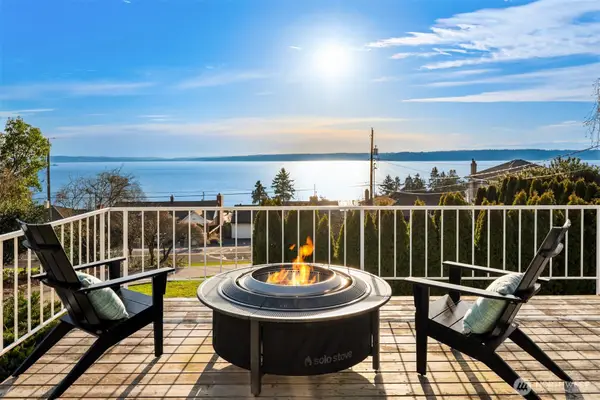 12230 Marine View Drive Sw, Burien, WA 98146