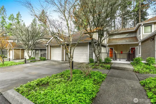 5000 Village Park Drive #B112, Issaquah, WA 98027