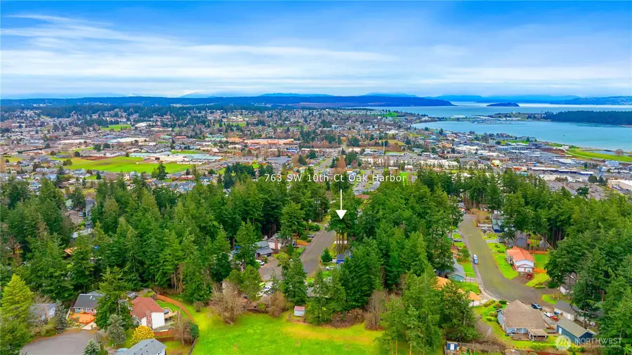 763 SW 10th Court, Oak Harbor, WA 98277 - #3