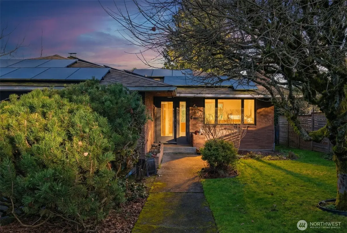 4026 48th Avenue S, Seattle, WA 98118 - #1