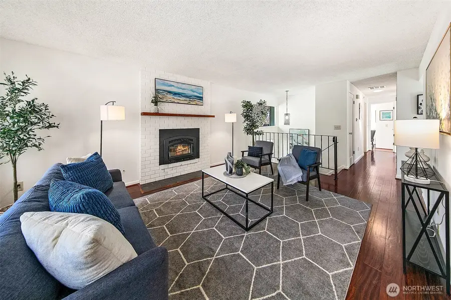 541 N 75th Street, Seattle, WA 98103 - #3