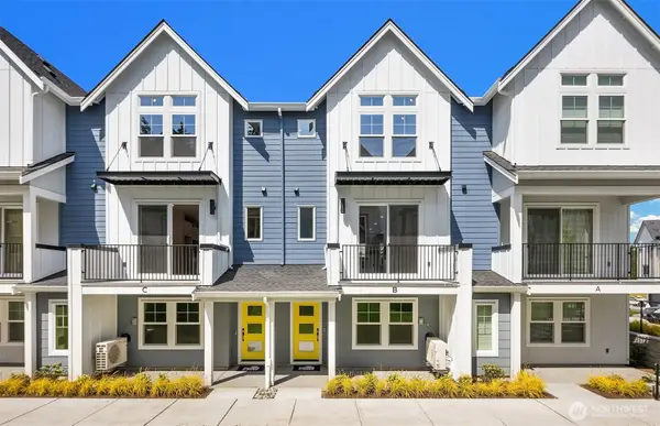 9008 NE 203rd Lane #B, Bothell, WA 98011