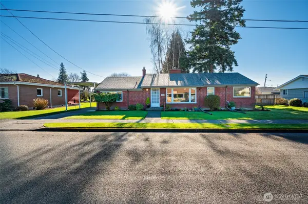 1704 Rainier Street, Sumner, WA 98390