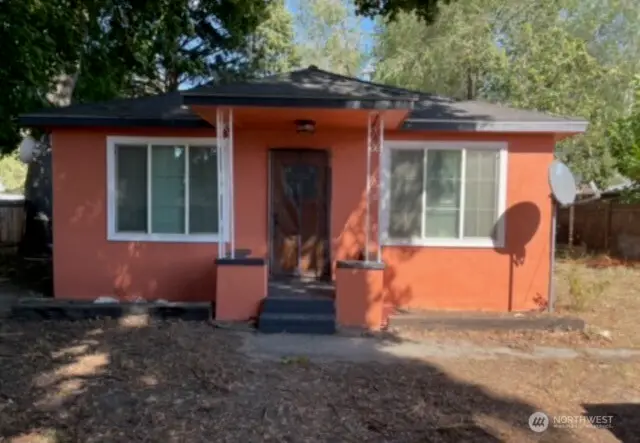 212 4th Street W, Tonasket, WA 98855 - #1