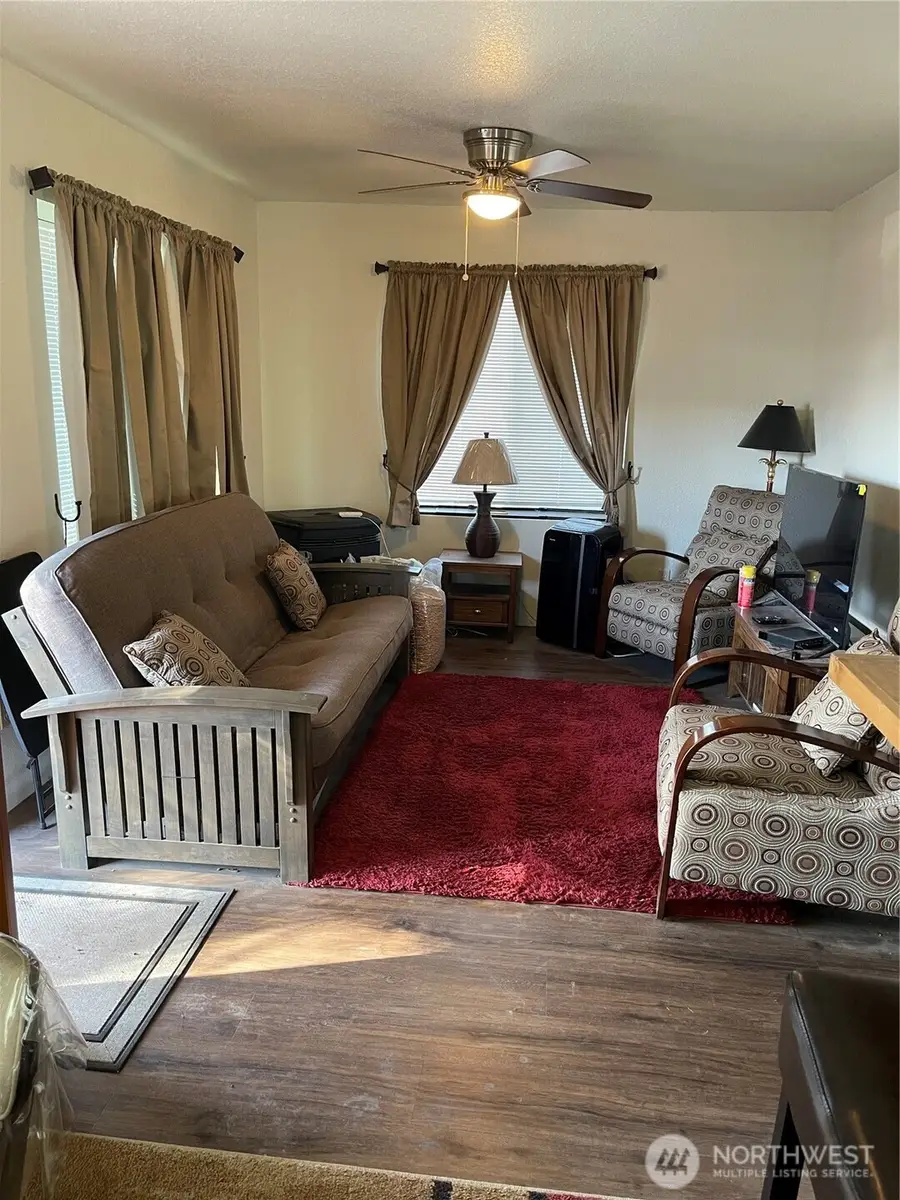 212 4th Street W, Tonasket, WA 98855 - #2