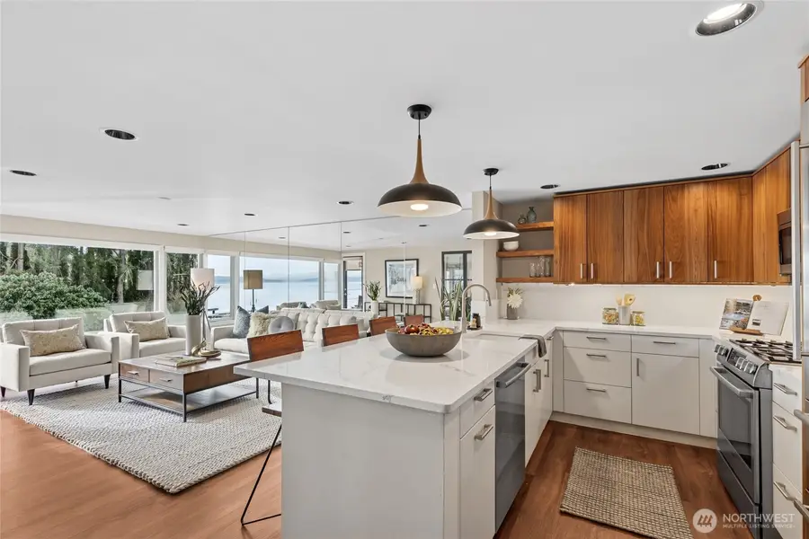 1600 43rd Avenue E #211, Seattle, WA 98112 - #2