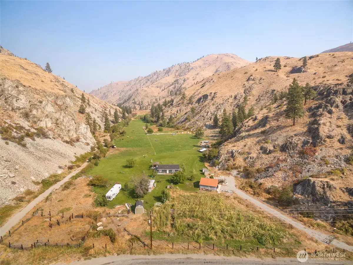 2560 Antione Creek, Chelan, WA 98816 - #1