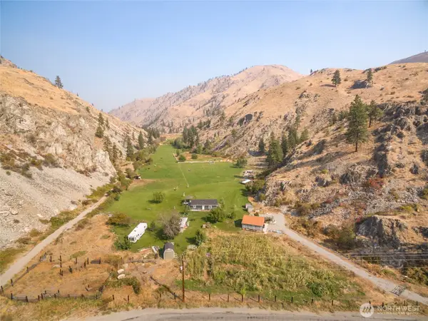 2560 Antione Creek, Chelan, WA 98816