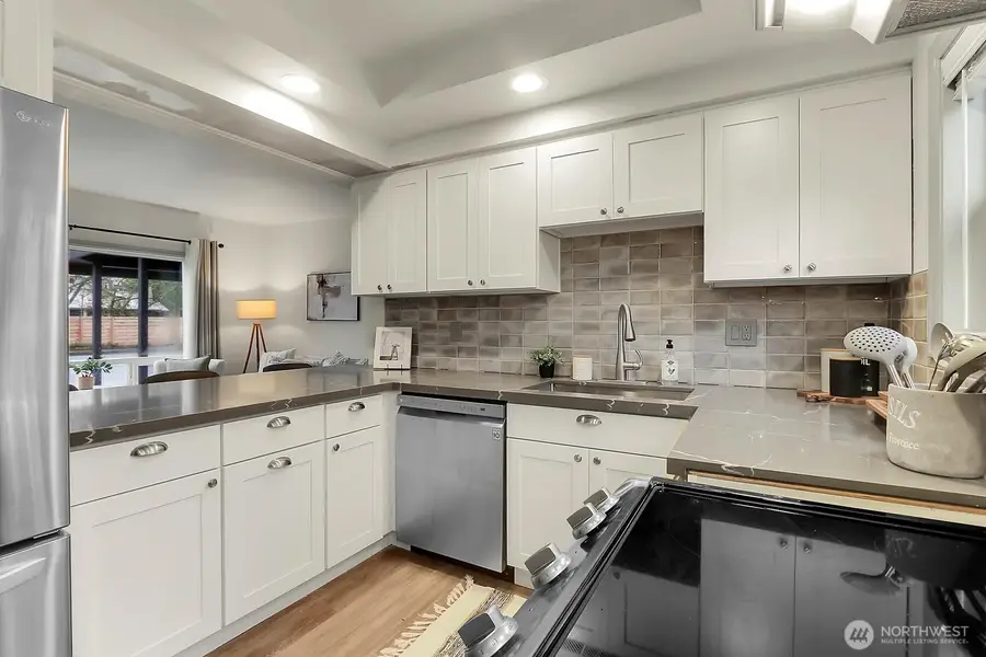 1021 Walnut Street, Edmonds, WA 98020 - #3