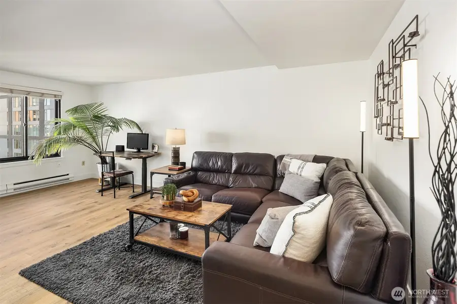 1105 Spring Street #1112, Seattle, WA 98104 - #2