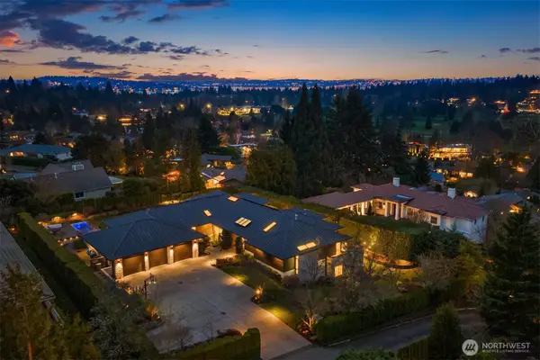 8631 NE 19th Place, Clyde Hill, WA 98004