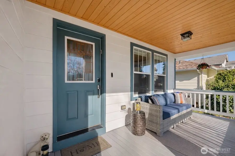 2253 Mcdonald Avenue, Dupont, WA 98327 - #2