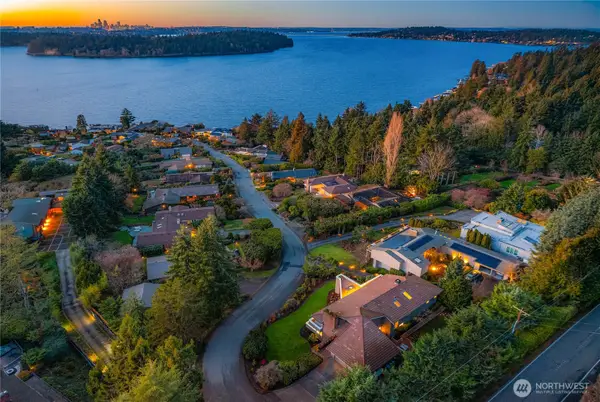 7580 SE 71st Street, Mercer Island, WA 98040