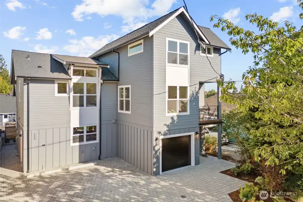 7350 22nd Avenue Nw, Seattle, WA 98117