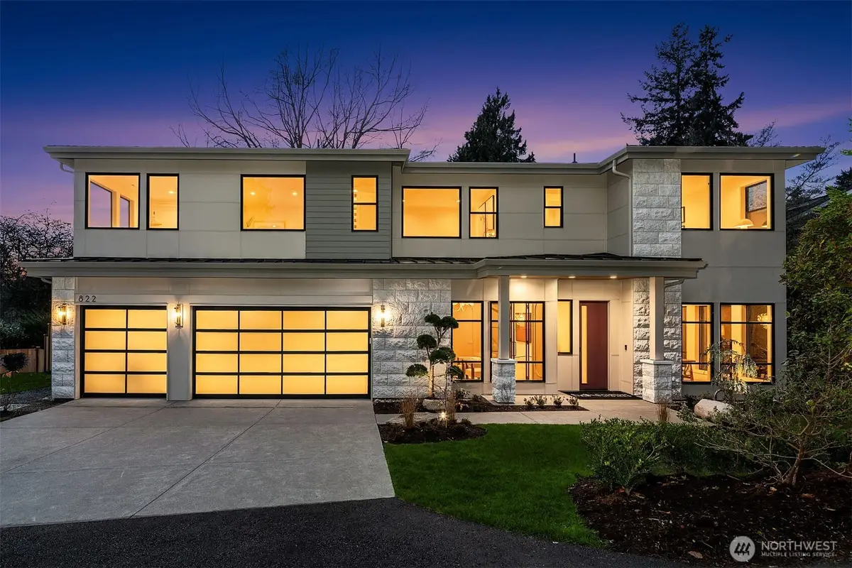 822 91st Avenue Ne, Bellevue, WA 98004 - #1