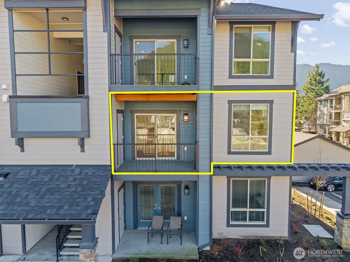 1970 SE 12th Court #D-201, North Bend, WA 98045 - #1