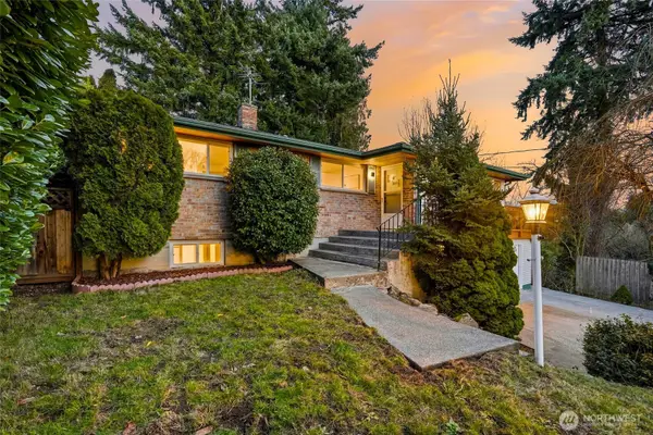 630 Hillcrest Avenue, Kent, WA 98030