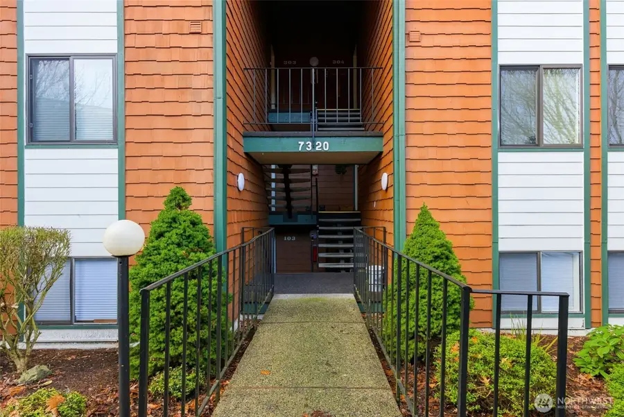 7320 N Skyview Lane #M303, Tacoma, WA 98406 - Image #2
