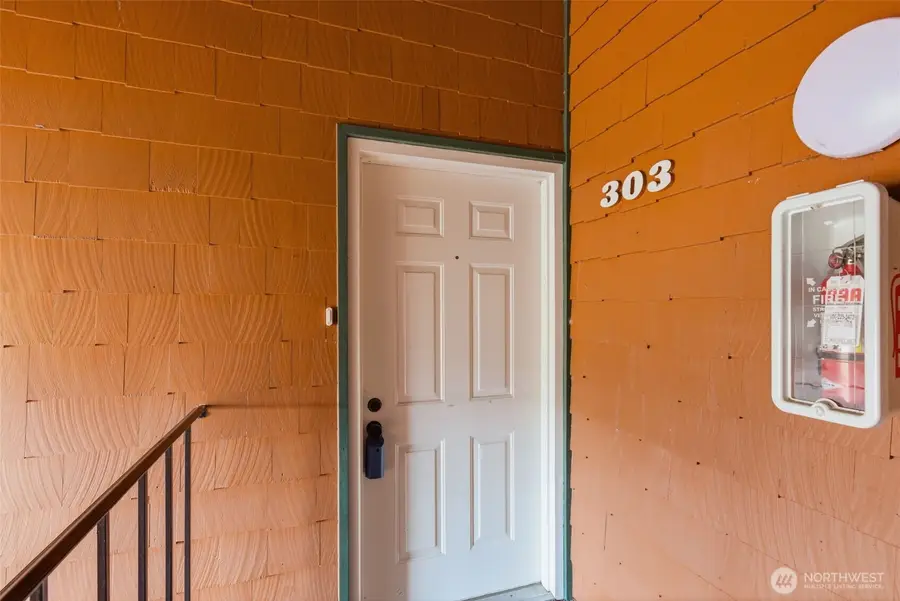 7320 N Skyview Lane #M303, Tacoma, WA 98406 - Image #3