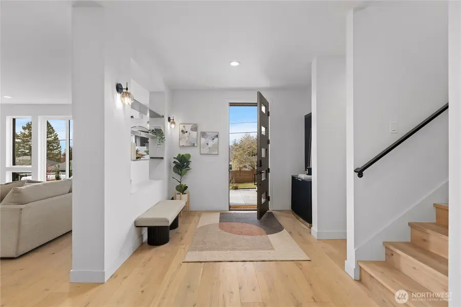 2558 30th Avenue W, Seattle, WA 98199 - #3