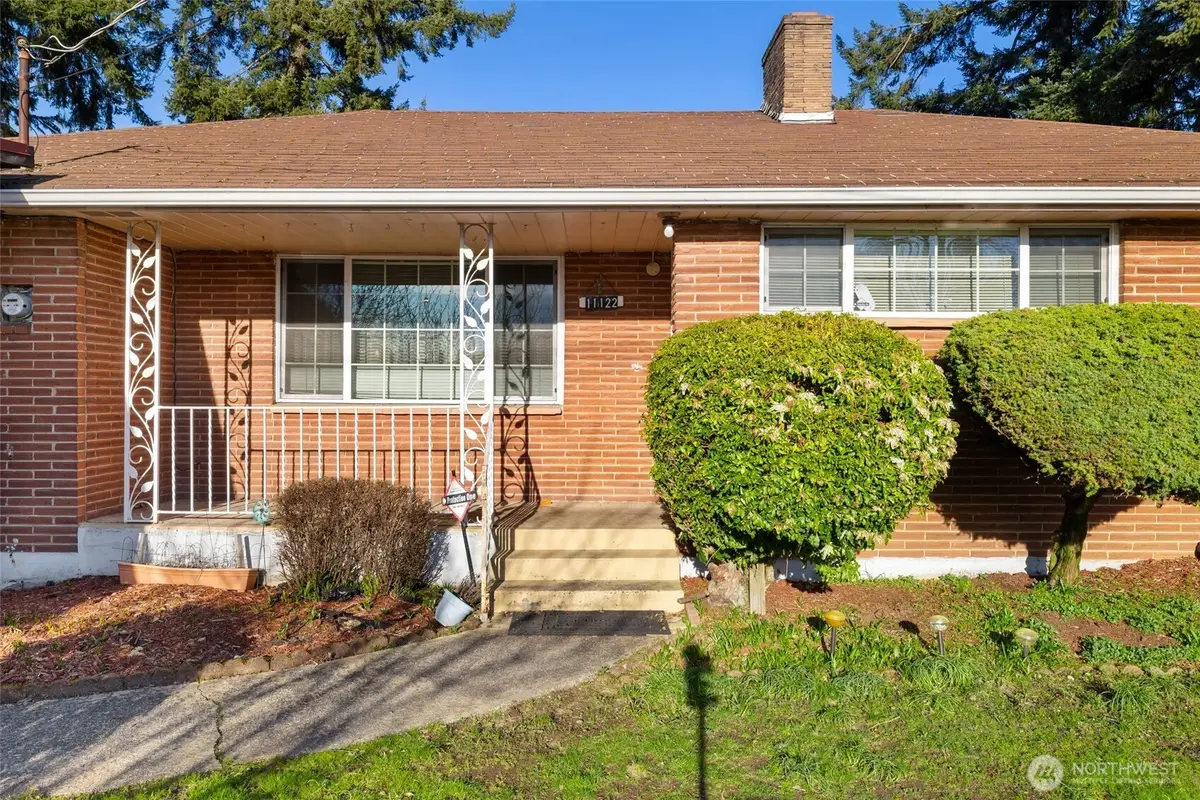 11122 Luther Avenue S, Seattle, WA 98178 - #1