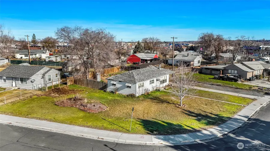 114 W Knolls Vista Drive, Moses Lake, WA 98837 - #2