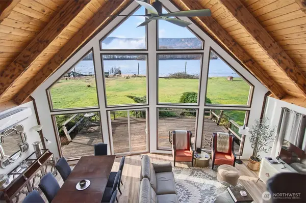 301 W Sunny Sands, Cathlamet, WA 98612