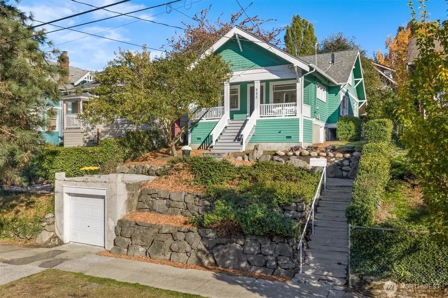 932 29th Avenue, Seattle, WA 98122 - #2