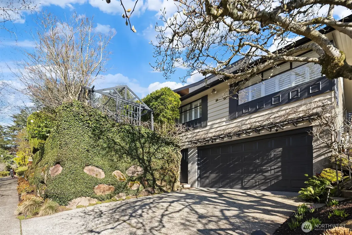 1614 31st Avenue W, Seattle, WA 98199 - #1