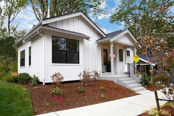 434 20th Ave, Kirkland, WA 98033