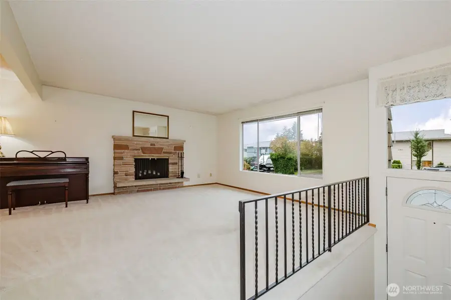 11610 19th Avenue Sw, Burien, WA 98146 - #2