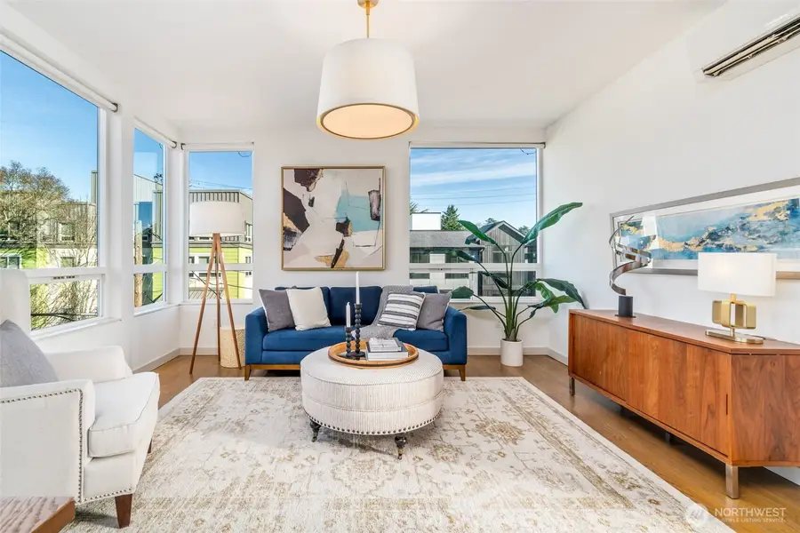 4459 Midvale Avenue N, Seattle, WA 98103 - #3