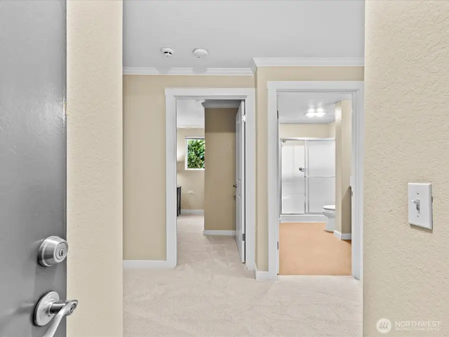 11807 100th Avenue Ne #B101, Kirkland, WA 98034 - #3