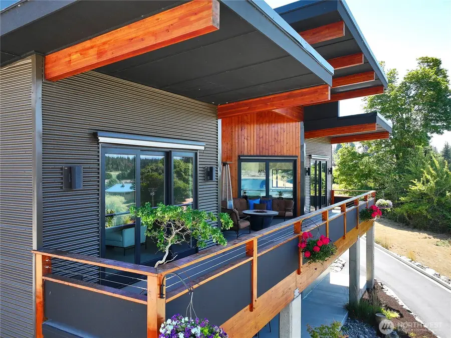 5453 Harborside Lane, Freeland, WA 97249 - #2