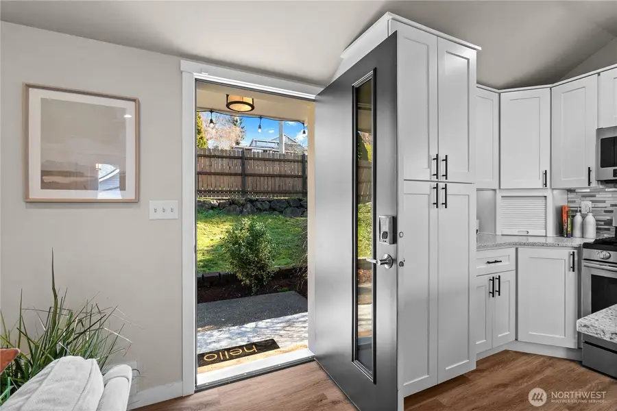 18121 12th Avenue Ne, Shoreline, WA 98155 - #2